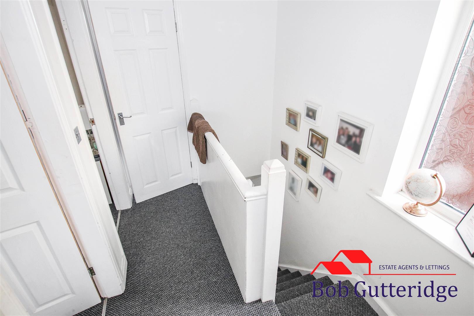 FIRST FLOOR LANDING